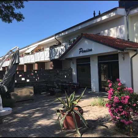 Pension  Zu den Linden Trin Trinwillershagen Exterior foto